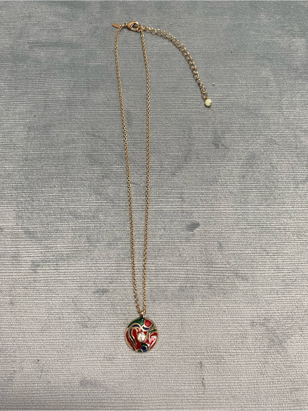 Avon Vintage “Jump for Joy” necklace w/goldtone chain & cloisonné style pendant